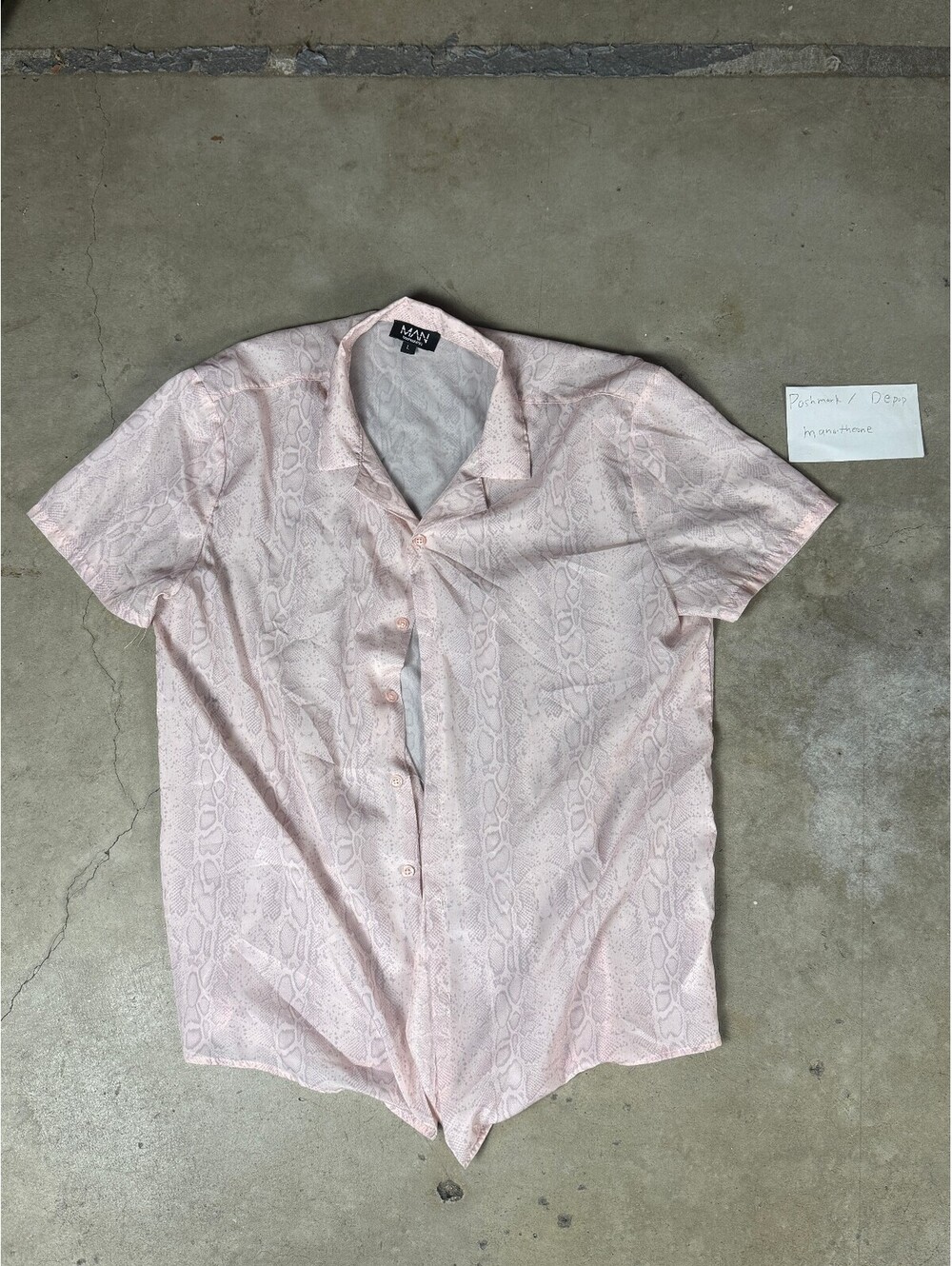 boohooMAN Men’s Large Pink Snakeskin Print Short Sleeve Button-Up Shirt